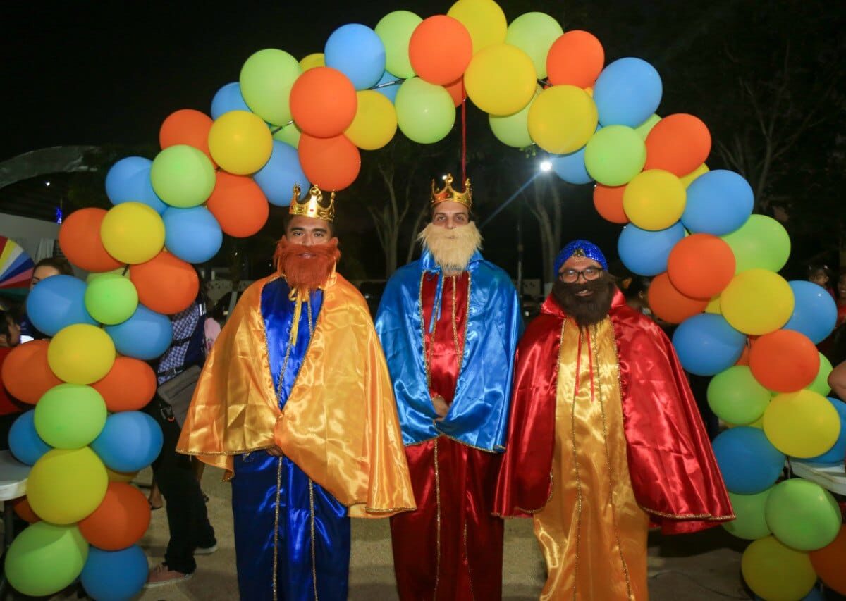Acuden más de 2 mil personas al festival de Reyes en Puerto Aventuras