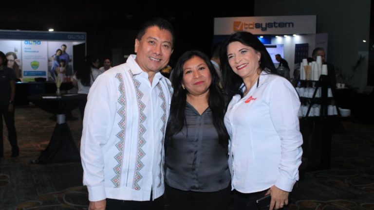 Chucho Pool impulsa derechos laborales y talento humano en ExpoRH 2025