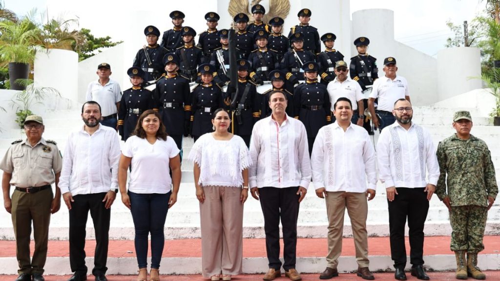 Conmemoran en Chetumal el 204 aniversario de la Independencia y el paso del Janet